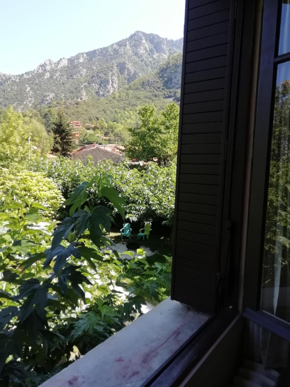 La Mirabelle-Casteil Country House Vendégház Kültér fotó