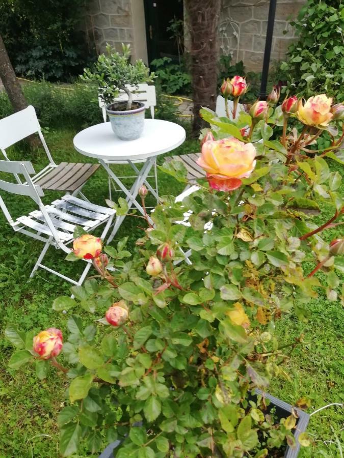 La Mirabelle-Casteil Country House Vendégház Kültér fotó