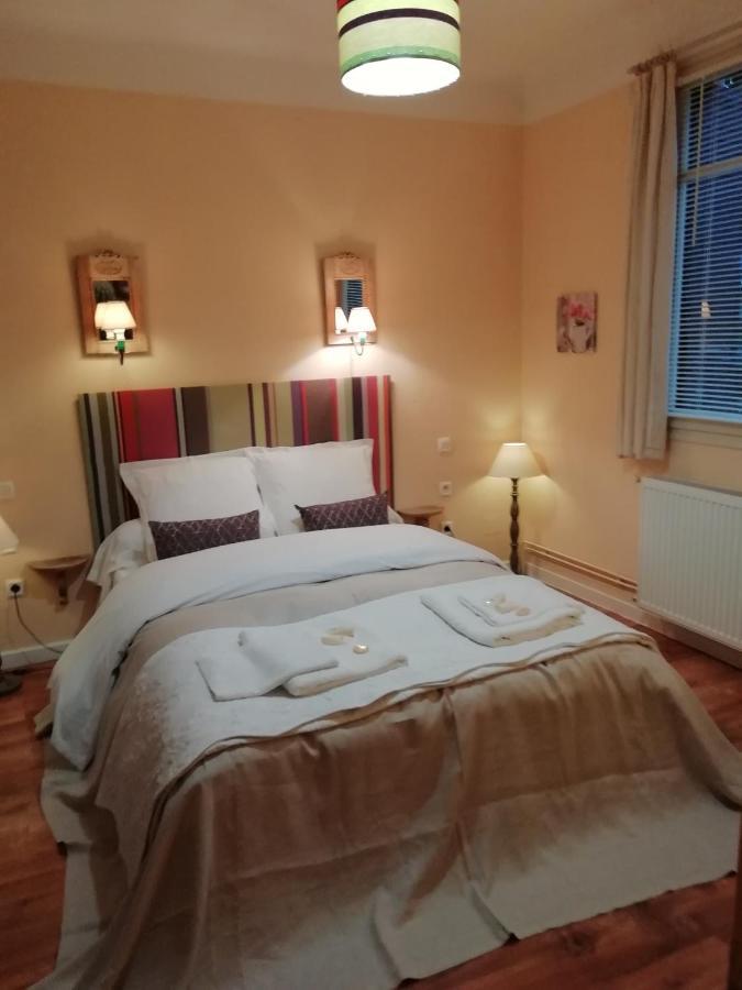 La Mirabelle-Casteil Country House Vendégház Kültér fotó