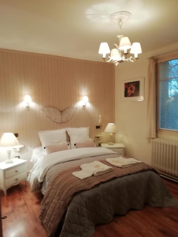 La Mirabelle-Casteil Country House Vendégház Kültér fotó