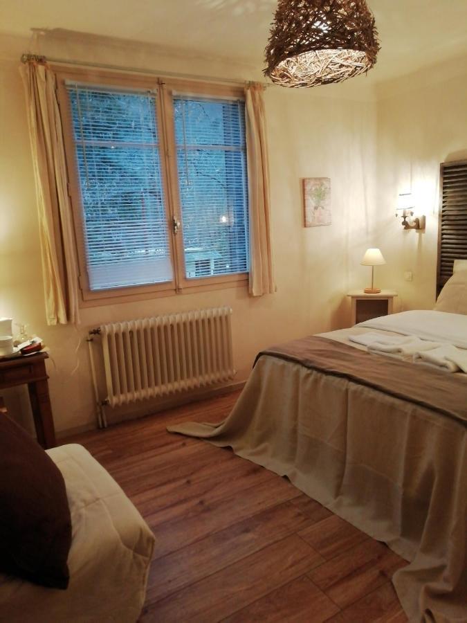 La Mirabelle-Casteil Country House Vendégház Kültér fotó
